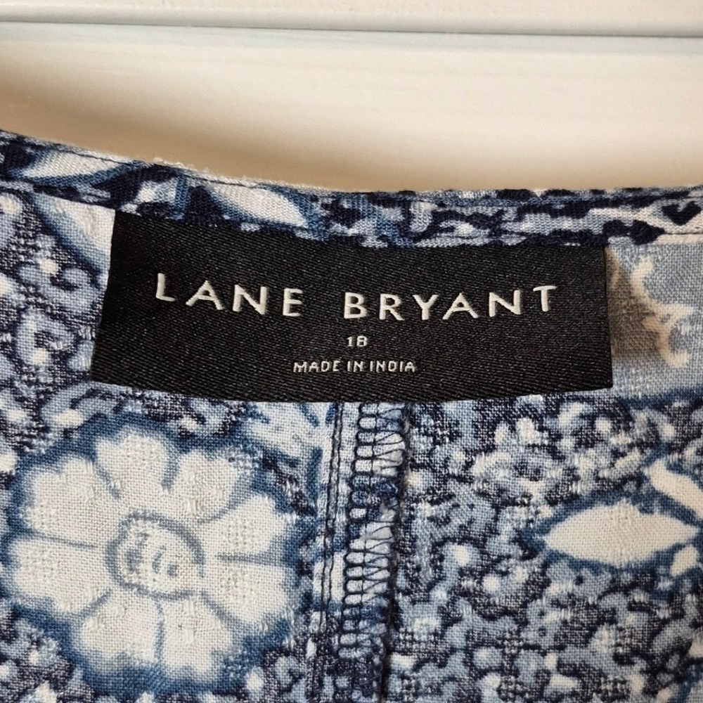 Lane Bryant Illusion Collection Empire Waist Top 18 Blue White Boho Flowy Plus - Picture 3 of 12
